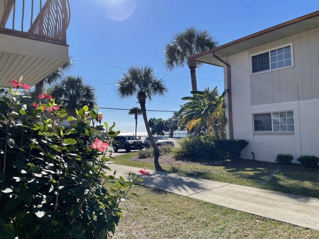 Photo - For Lease - 2BR/1BA at Landmark Condominiums!