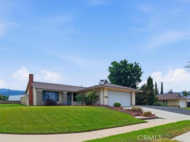 Building Photo - 900 Cortez Dr