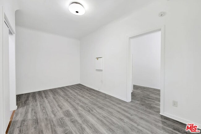 Photo - 225 E Garfield Ave Unit 207