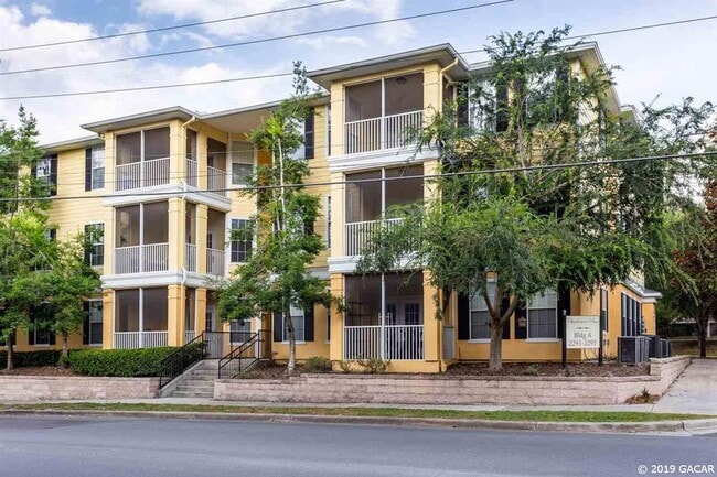 Outside - 2287 NW 16th Ter