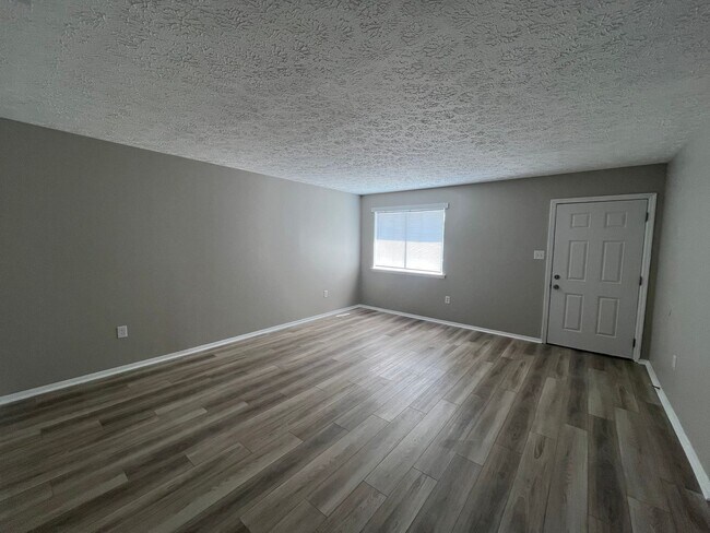 Midtown at 56th Apartments