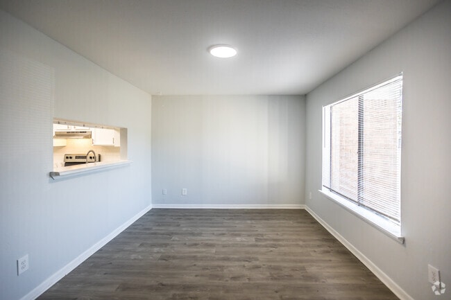 2 BR, 2,5 BA - 1452SF