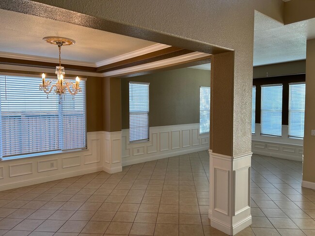 Photo - 1849 Alexander Way