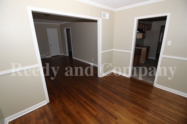 Photo - 4123 Rhodes Ave