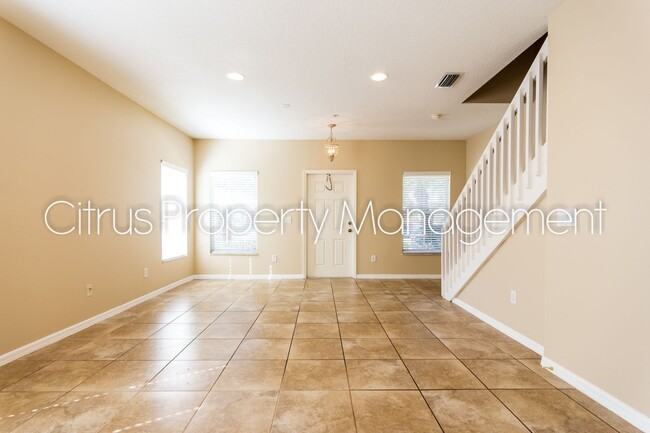 Building Photo - Wonderful 2/2 Daniels Landing Townhome