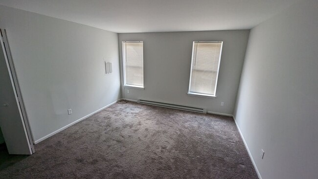 Photo - 3 Bedroom apartment with multiple floor living! Unit 617 B