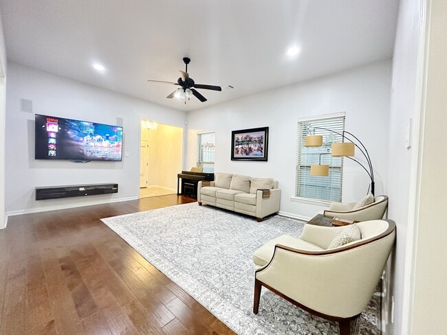 Photo - 4847 Juniper Park Dr