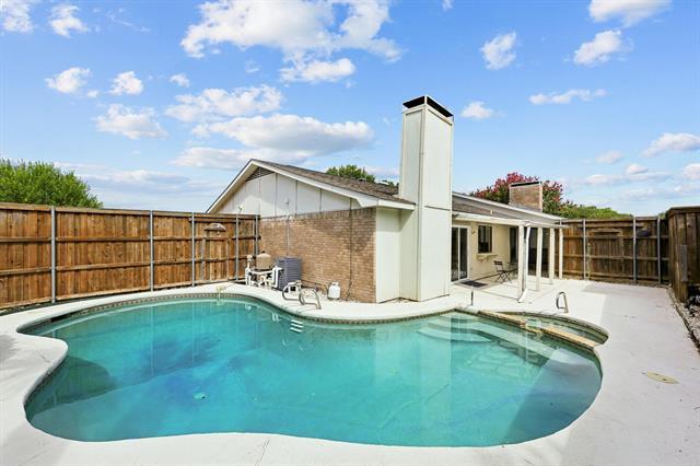 Photo - 2604 Winding Creek Dr