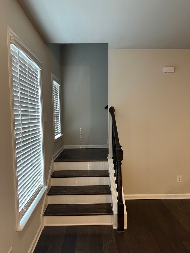 Photo - 3040 Regal Crown Dr