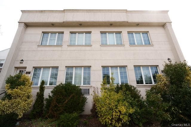 Building Photo - 450 E Park Ave Unit 4