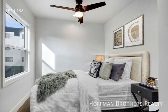 161 S Burlington Ave Unit 7