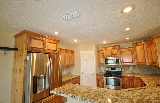 Photo - Stunning 3 Bed Brick Home! Zia School District !