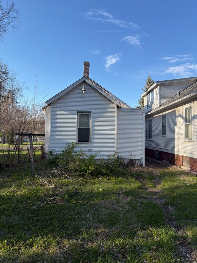 Photo - 1022 West Adrian G. Hinton Avenue