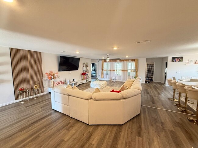 Photo - 8616 Tarsus Dr