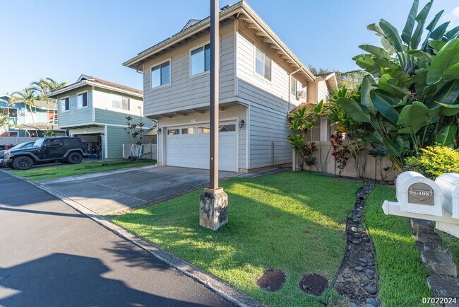 Immaculate 3bd/2.5 SF Home With Upstairs O... - Immaculate 3bd/2.5 SF Home With Upstairs O...
