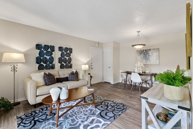 Creekwood Apartment Homes apartments — community photo