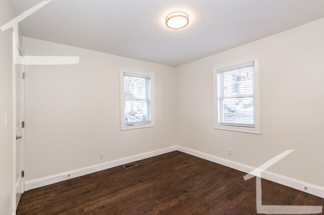 Photo - 2 Chestnut Pl Unit 1
