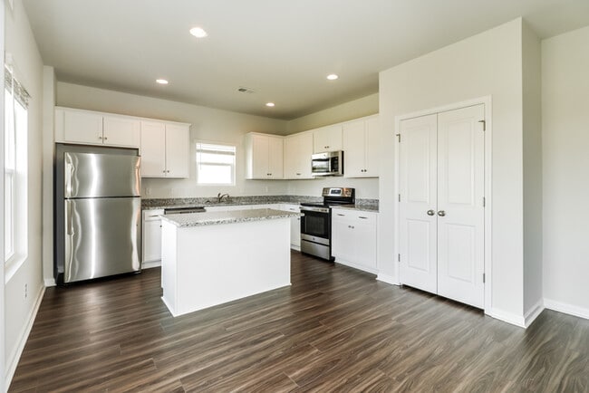 Photo - 267 Clydesdale Cir