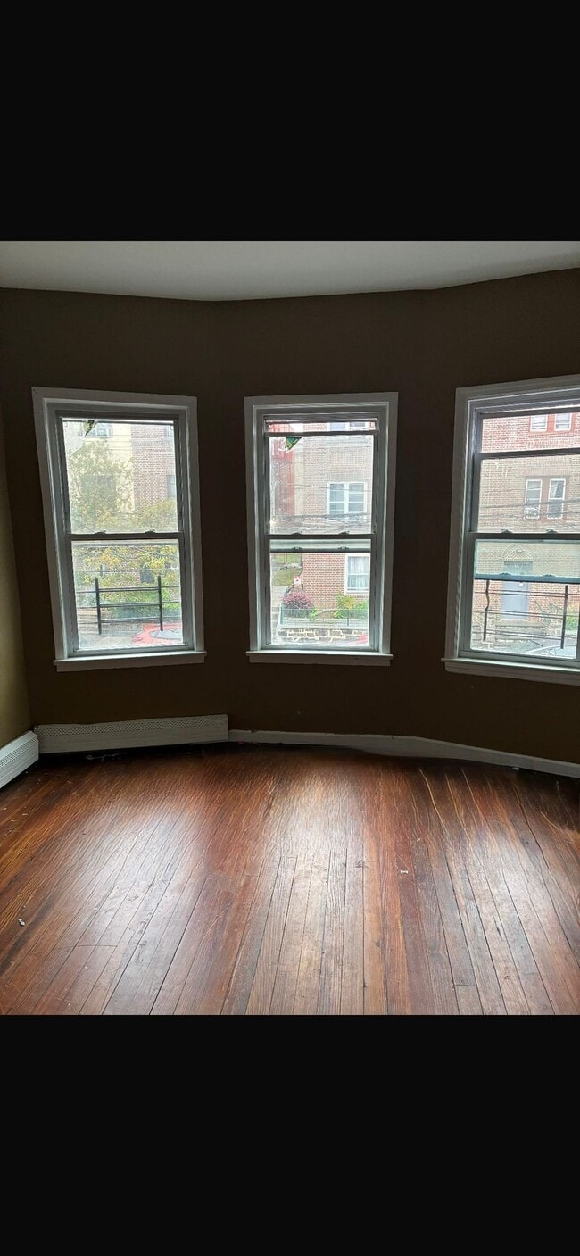 Building Photo - 160 Ridge Ave