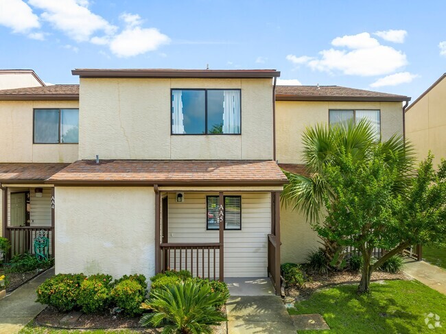Building Photo - 17620 Front Beach Rd Rental