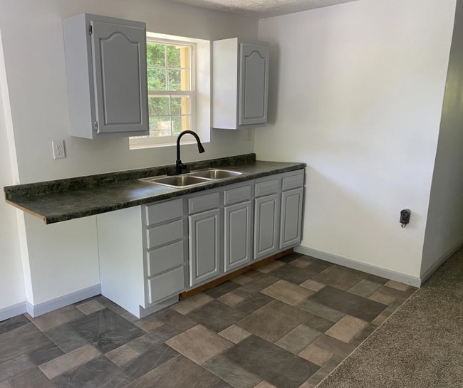 Photo - 3302 Springhaven St Apartments Unit # A