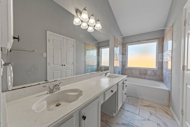 Photo - 128 Overbrook Dr