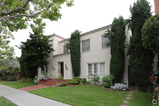 139 S Bedford Dr - 139 S Bedford Dr