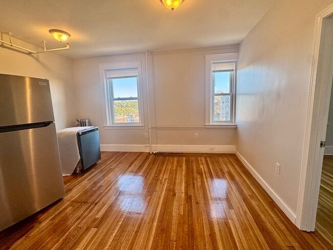 Photo - 1615 Commonwealth Ave Unit 30