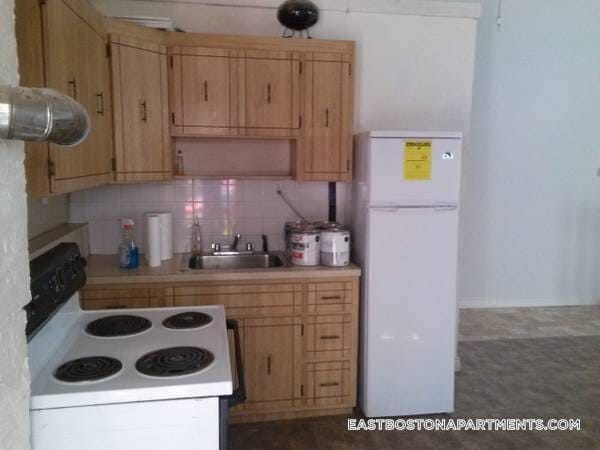 Building Photo - 28 Orleans St