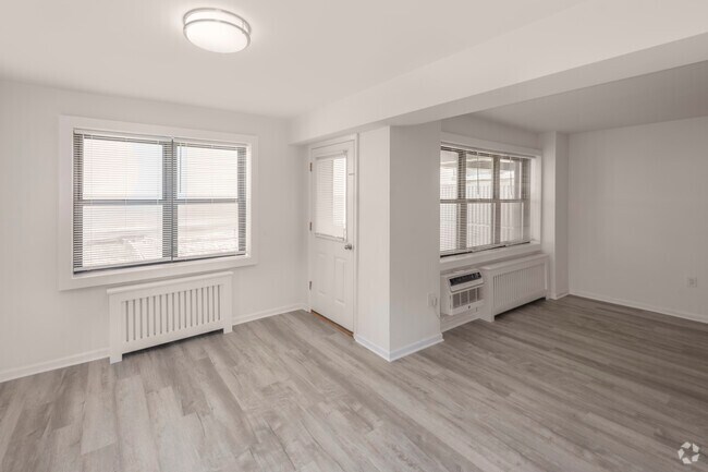 2BR, 2BA -1,367SF - Dining Room