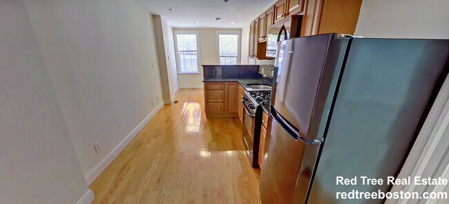 61 Joy St Unit 1