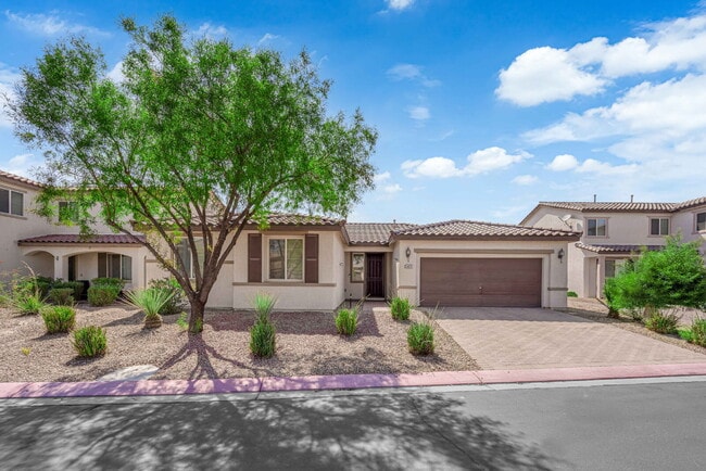 Building Photo - BEAUTIFUL SINGLE STORY HOME!