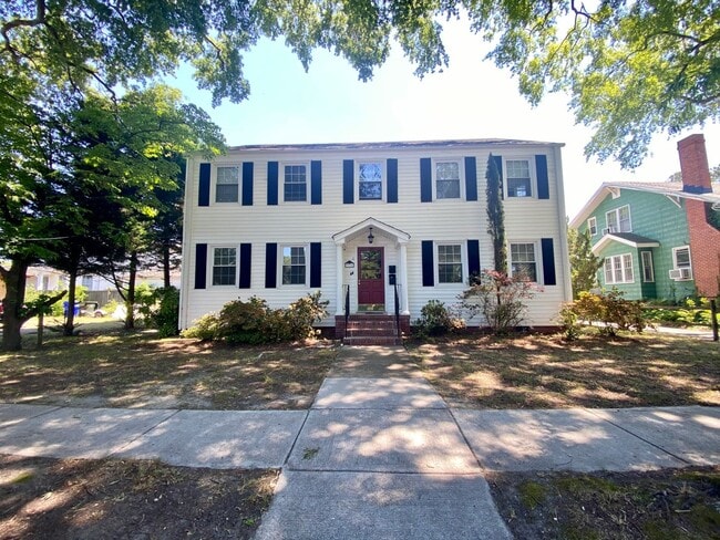 Building Photo - Lorraine3128 Unit #2