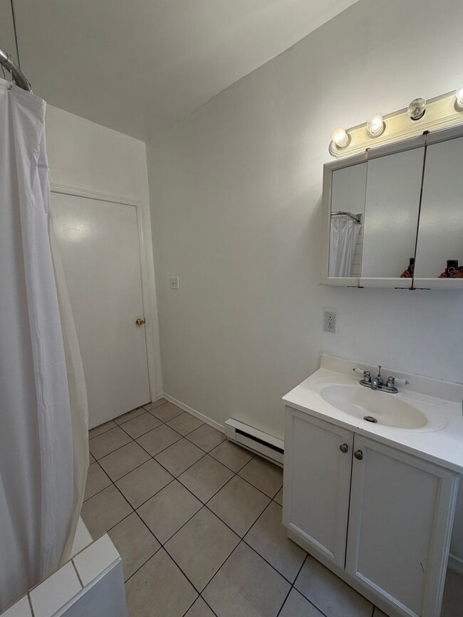 Photo - 2233 Cecil B. Moore Ave Unit 1