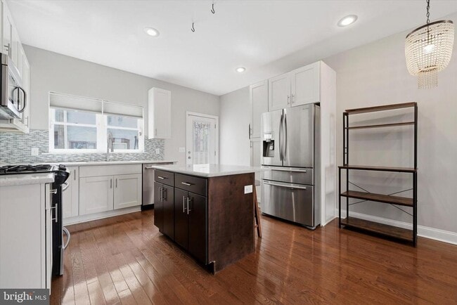 Photo - 1232 Webster St
