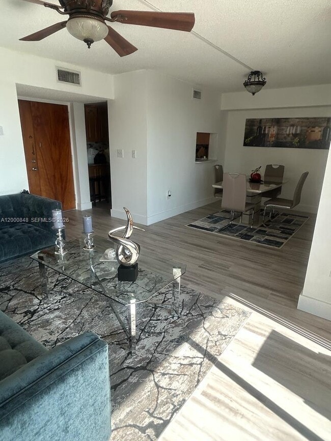 Photo - 11790 SW 18th St Unit 405-3