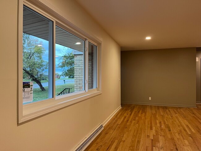 Photo - 7080 Millikin Rd