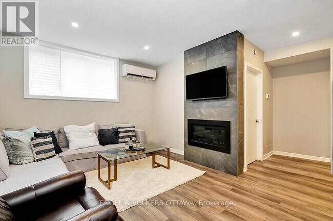 Photo - 350 Winona Ave