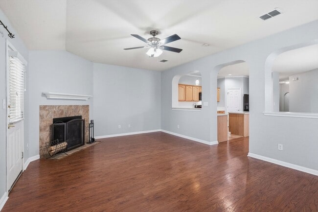 Photo - Freshly Painted Spacious 4 Bedroom!