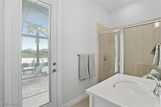 Building Photo - 15063 Longs Ln