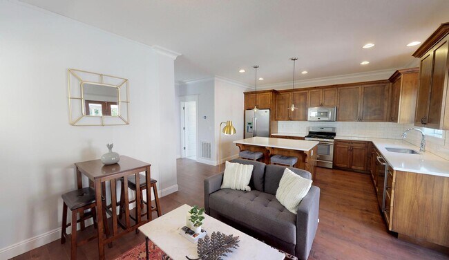 Photo - 4803 NE Cleveland Ave