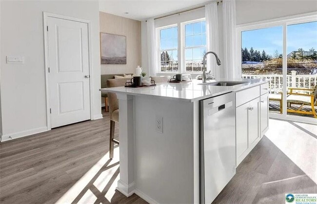 Photo - 8330 Schantz Rd Townhome