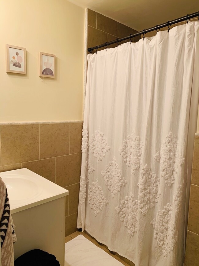 Photo - 1324 Locust St Unit 317