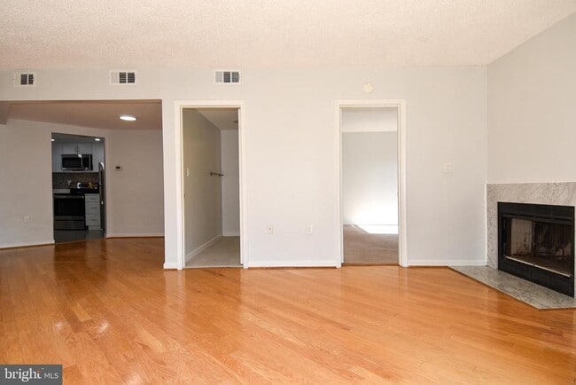 Photo - 2725 Connecticut Ave NW Unidad 403