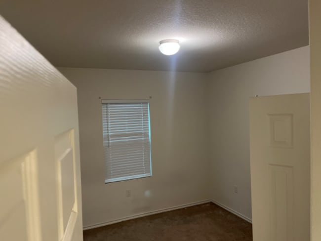 6317 Graymont Dr