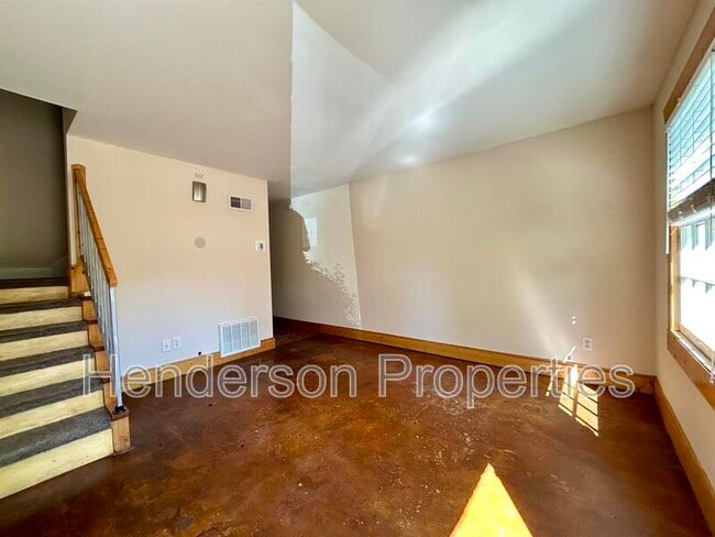 Photo - 634 Chipley Ave Unit 1