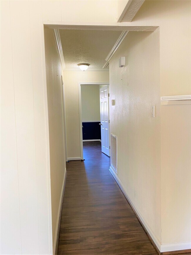 Photo - 803 Dogwood Ln