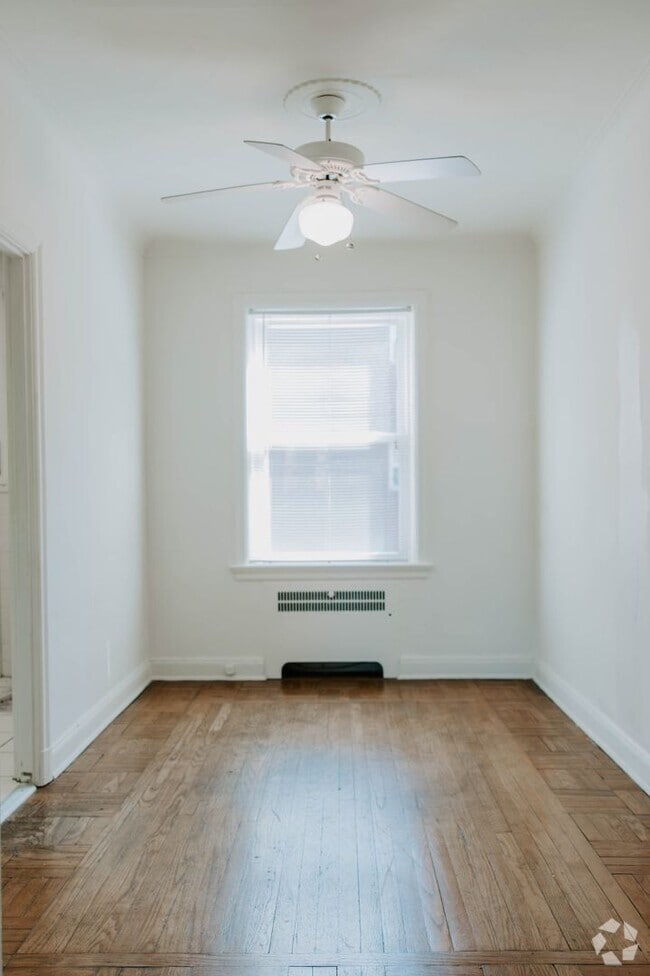 Building Photo - Westwood Unit 45 3E Rental