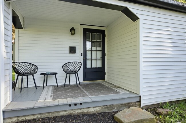 Photo - 528 Ward Rd