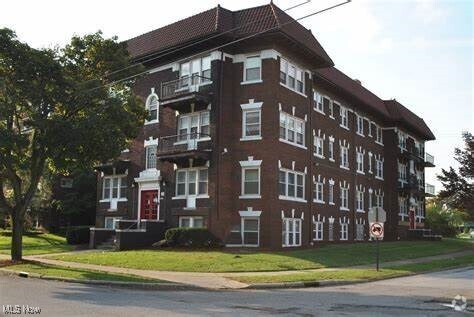 Building Photo - 14140 Superior Rd Unit 3 Rental